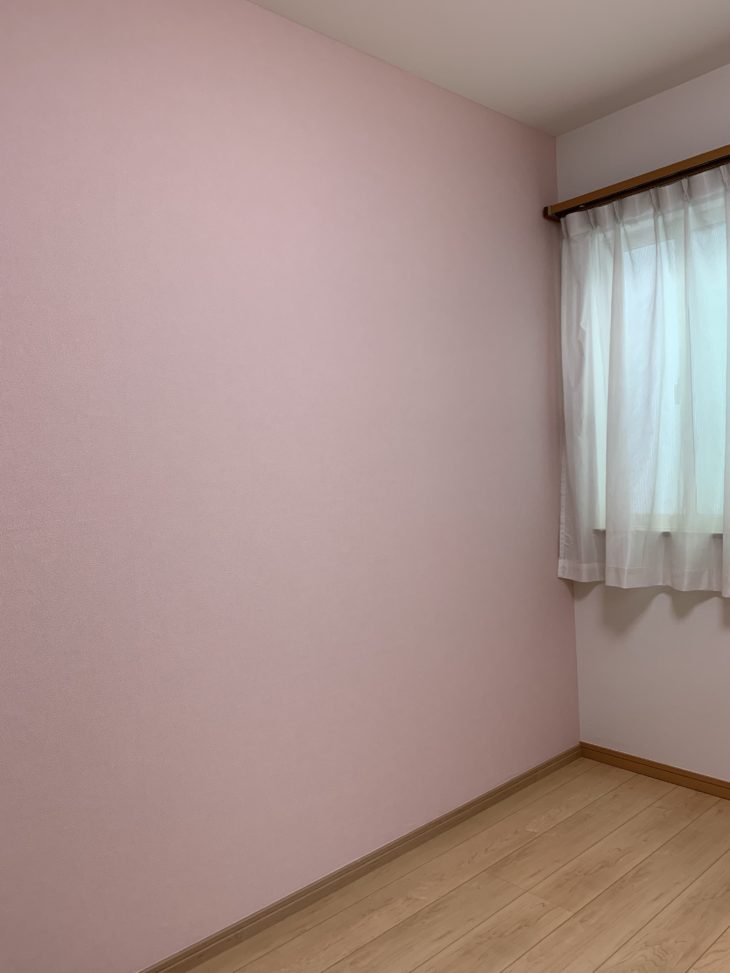   間仕切り壁を作りました